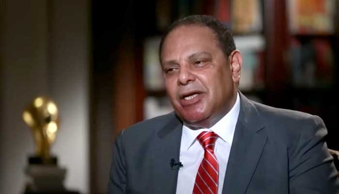 علاء الأسواني