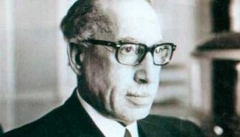 أملي أكبر من جهدي، وجهدي أكبر من موهبتي، وموهبتي سجينة طبعي، ولكنني أقاوم”